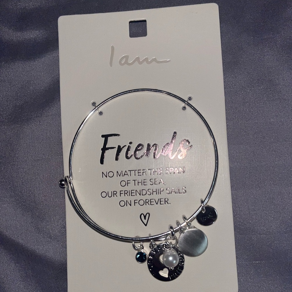 Friendship bracelet: brand new!